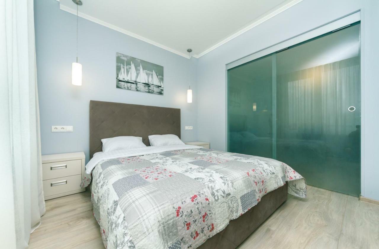 Smart Apartment Kiev Bagian luar foto