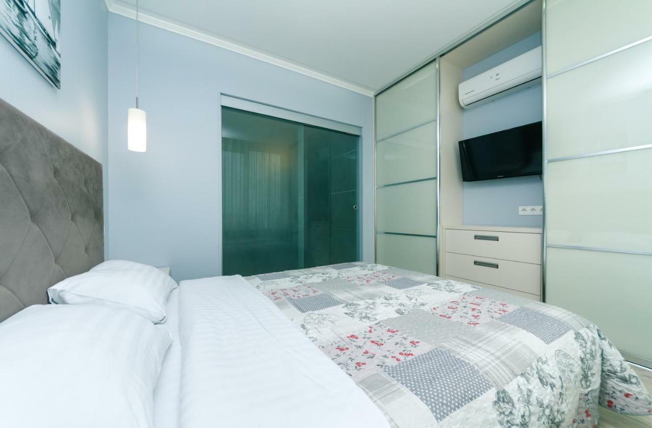 Smart Apartment Kiev Bagian luar foto